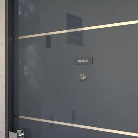 Apartment Blue Shell *